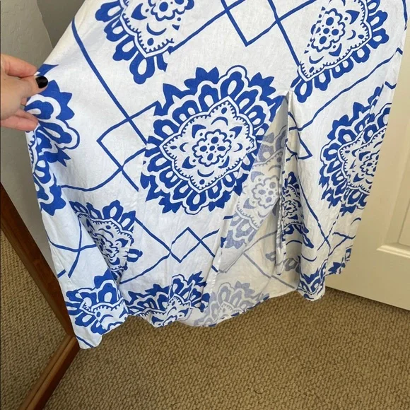 1.state revolve linen blue, white Portuguese tile print open back maxi dress Med - Picture 4 of 10